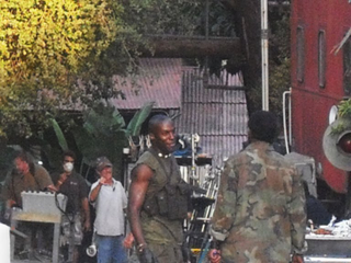 Illustration for article titled Revealing New Set Pics From Transformers 2 And Heroes